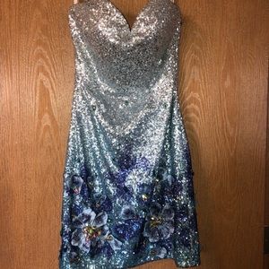 Tony Bowls short formal dress